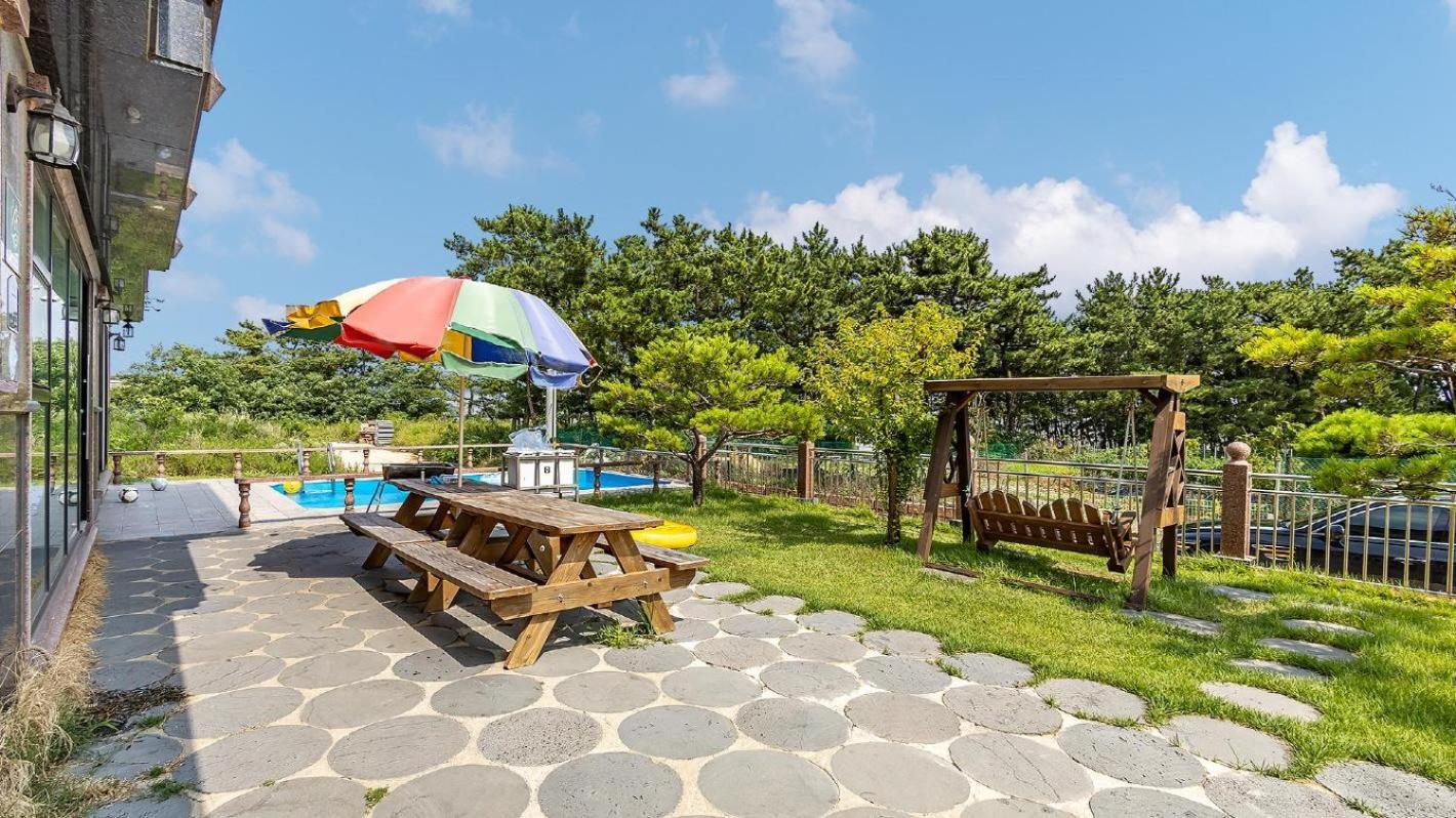 Daebudo Juni Pension Ansan Exterior foto