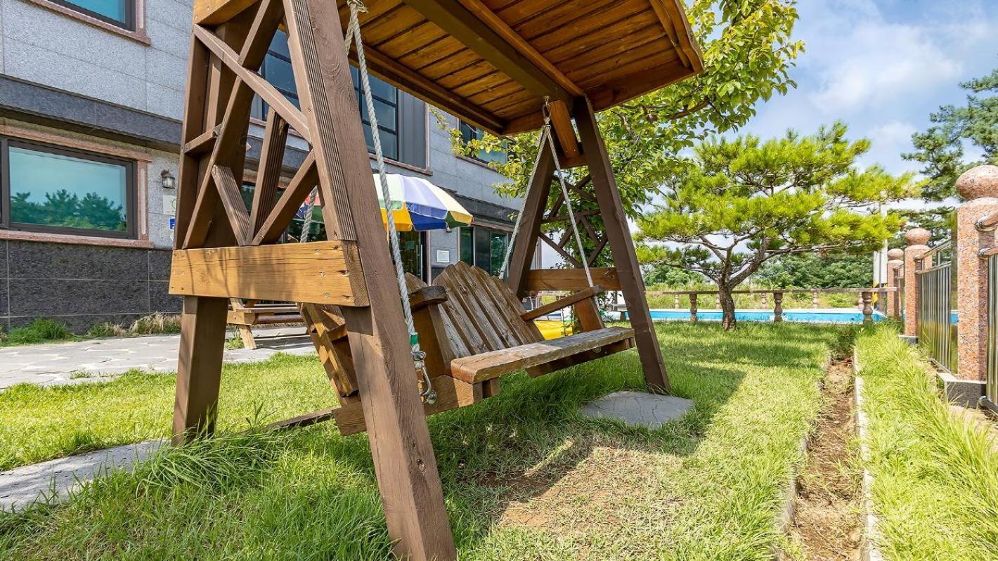 Daebudo Juni Pension Ansan Exterior foto